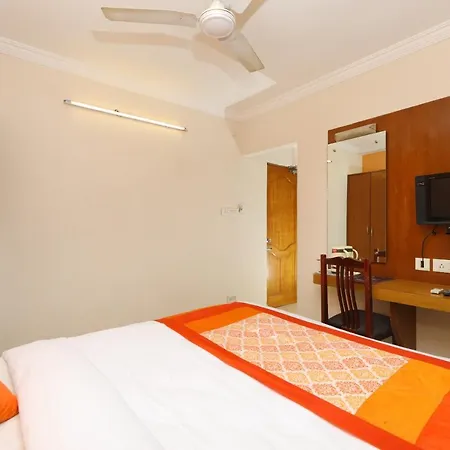 Oyo 15963 City Manor-3